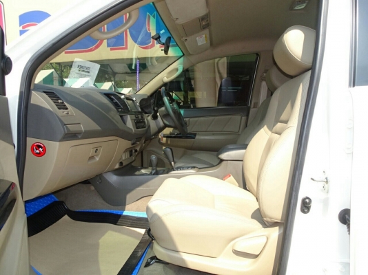 TOYOTA FOTUNER 3.0 V NV 4 WD ปี 2013 TOYOTA FOTUNER 3.0 V NV 4 WD ปี 2013