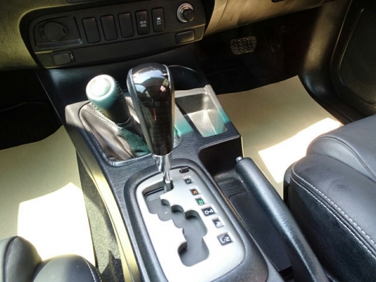 TOYOTA FORTUNER 3.0V AT 4WD ปี2014