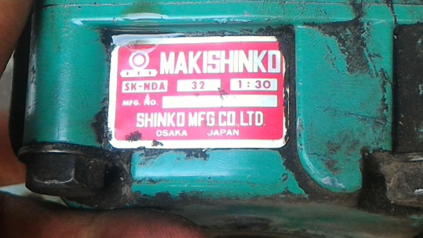 ชุดมอเตอร์ MITSUBISHI ขนาด 200 W.และเกียร์ทดรอบแยกขับต่างหาก ขนาด 1 ต่อ 30