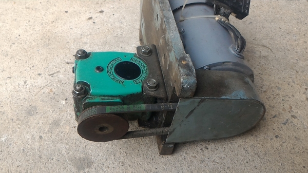 ชุดมอเตอร์ MITSUBISHI ขนาด 200 W.และเกียร์ทดรอบแยกขับต่างหาก ขนาด 1 ต่อ 30