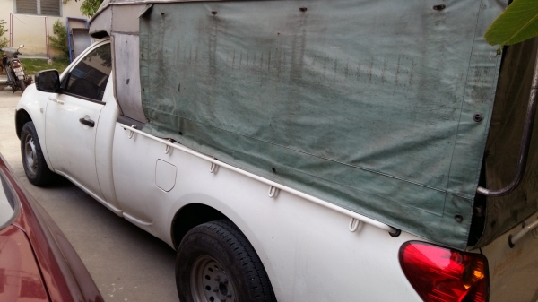 mitsubishi triton single cab cng