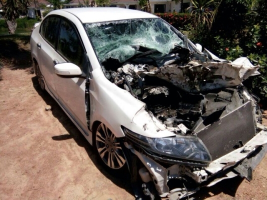 ซากซิดตี้เเยกขายอะไหลทุกอย่างทั้งคันมีหลายรุ่นหลายยี่ห้อทั้งเก๋งเเละกระบะ ซากซิดตี้เเยกขายอะไหลทุกอย่างทั้งคันมีหลายรุ่นหลายยี่ห้อทั้งเก๋งเเละกระบะ