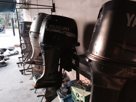 สำราญมารีน เครื่องเรือนำเข้า หล่อเรือไฟเบอร์กลาส ดูแลครบวงจรครับ