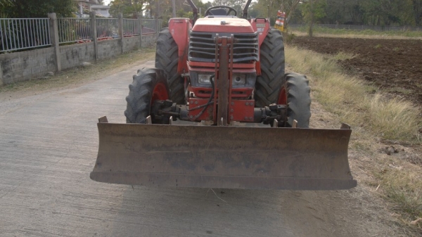 ขาย KUBOTA M5000 เครื่อง เกียร์ดี รถสภาพสวยพร้อมใช้งาน ครับ