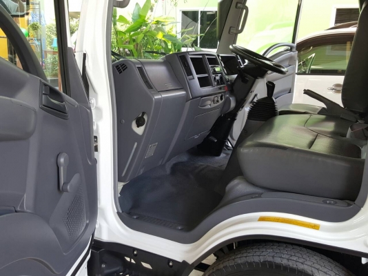 รถห้างมือเดียว (ELF NLR 130 ตู้บรรทุก) ปี 2010 รถเดิมไม่มีชนหนัก