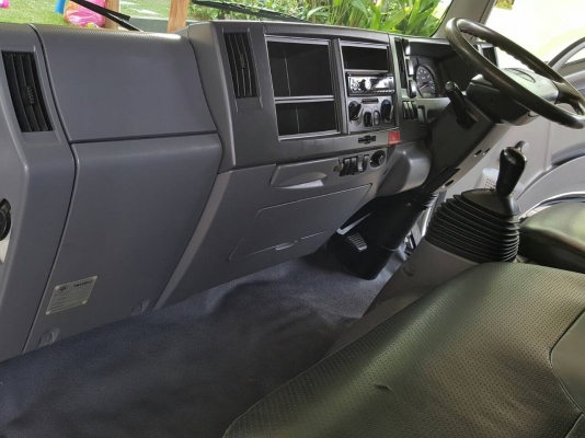 รถห้างมือเดียว (ELF NLR 130 ตู้บรรทุก) ปี 2010 รถเดิมไม่มีชนหนัก