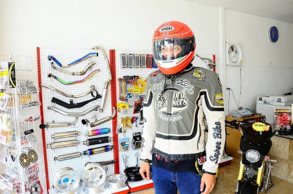 #จัดโปโมชั่น ลดราคา แบบสุดๆ มโหฬาร เสื้อ Yellow corn  ออกทริป ของเข้า  ยี่ห้อ JAPAN ของนำเข้า เสื้อ YELLOW CORN ของแท้ 100 \%