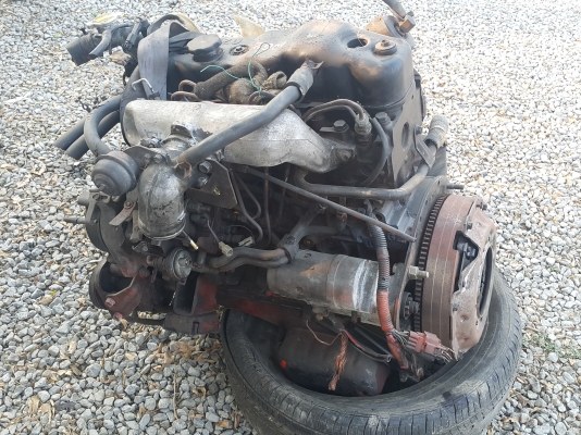 ขายเครื่อง isuzu 4JG2  3100CC. เก่าญี่ปุ่นแท้ เอกสารครบ