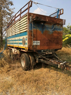 ขายลูกพ่วง 3เพลา ดั้มมิเนียม สภาพสวยพร้อมใช้งาน เอกสารพร้อมโอน สนใจโทร 090-8588220คุณนะ 093-3258446คุณบิว หรือเข้าดูสินค้าอื่นๆได้ที่ www.truck.in.th/498 หรือเพจFacebook ณรงค์ ซื้อขายรถมือสอง (เว็บไซต์ส่วนตัว) หรือFacebook คุณนะ รถบรรทุก