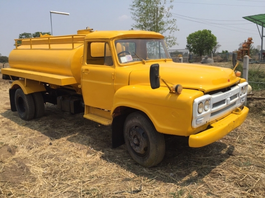 ขายรถน้ำ6ล้อหัวยาว 6000ลิตร สภาพพร้อมใช้ ติดต่อได้คุณ อ๊อฟ พิจิตร 086-737-9991