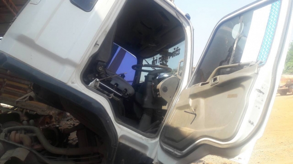 ขายMITSUBISHI 627สภาพสวยพร้อมใช้ ติดต่อได้ คุณ อ๊อฟ พิจิตร 086-737-9991 ขายMITSUBISHI 627สภาพสวยพร้อมใช้ ติดต่อได้ คุณ อ๊อฟ พิจิตร 086-737-9991