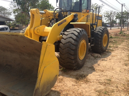 ขายรถตักWA380-3เก่านอก 4000hสภาพสวยพร้อมใช้ ติดต่อได้ คุณ อ๊อฟ พิจิตร 086-737-9991