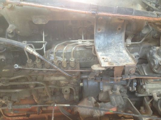 รถโม่ปูน ISUZU ปีจดทะเบียน 2546  ขนาด 275 แรงม้า(เครื่องพึ่งวางใหม่)