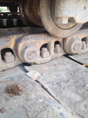 ขาย KOBELCO SK200M3สภาพสวยพร้อมใช้ ราคาต่อรองได้ ติดต่อได้ คุณ อ๊อฟ พิจิตร 086-737-9991