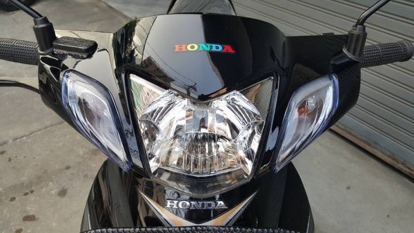 ขออนุญาติขาย HONDA WAVE 125i สภาพสวย ทะเบียน 799 กรุงเทพ