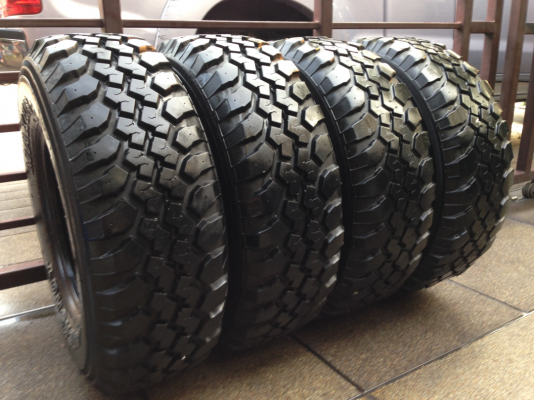 ยาง Mud Maxxia 31 10.5 R15 สิ้นปี13 ดอกเต็ม ไม่มีปะ ลุยได้อีกหลายปี ราคาไม่แพง ยาง Mud Maxxia 31 10.5 R15 สิ้นปี13 ดอกเต็ม ไม่มีปะ ลุยได้อีกหลายปี ราคาไม่แพง