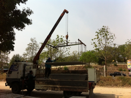 ขายเครน unic2ตัน3ปอก2ชัก