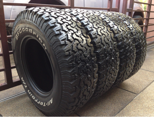 ยาง All BF goodrich 31 10.5 R15 ปลายปี09 ปี10 อย่างล่ะเส้น แถม2เส้น ยางลบปีมาครับ สภาพเข้าไร่เข้าสวน