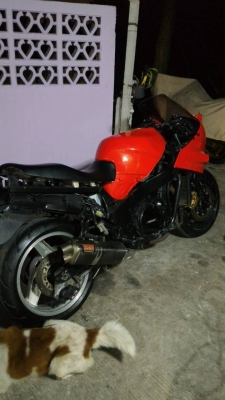 ขายzzr1100 r1 สภาพดี เครื่องดี ใบซื้อขาย