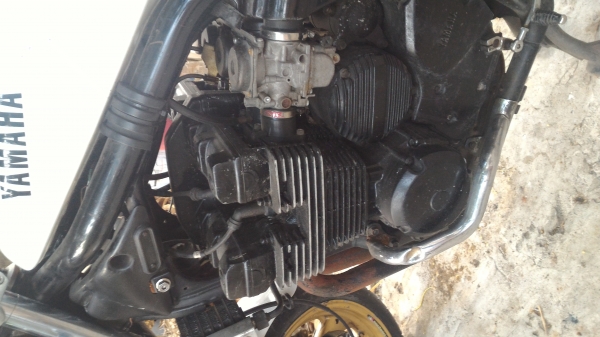 ขายลดราคาไปเลยครับ yamaha 400cc 35,000 ขายลดราคาไปเลยครับ yamaha 400cc 35,000