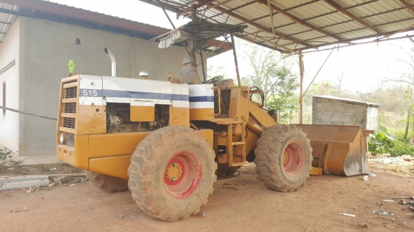ขาย รถตัก KOMATSU 515 เครื่องเดิม DA640 ปั้มดี ต่อแขนเรียบร้อย ราคาต่อรองได้