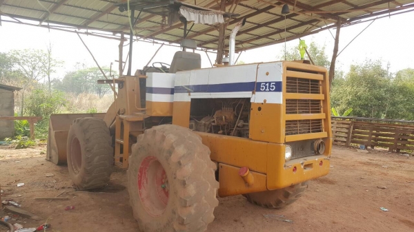 ขาย รถตัก KOMATSU 515 เครื่องเดิม DA640 ปั้มดี ต่อแขนเรียบร้อย ราคาต่อรองได้