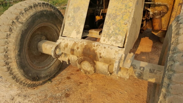 ขาย รถตัก KOMATSU 505 เอวอ่อน รถใช้งานอยู่เป็นประจำ ราคาคุยกันได้ครับ ขาย รถตัก KOMATSU 505 เอวอ่อน รถใช้งานอยู่เป็นประจำ ราคาคุยกันได้ครับ