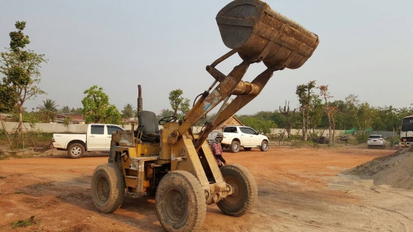 ขาย รถตัก KOMATSU 505 เอวอ่อน รถใช้งานอยู่เป็นประจำ ราคาคุยกันได้ครับ ขาย รถตัก KOMATSU 505 เอวอ่อน รถใช้งานอยู่เป็นประจำ ราคาคุยกันได้ครับ