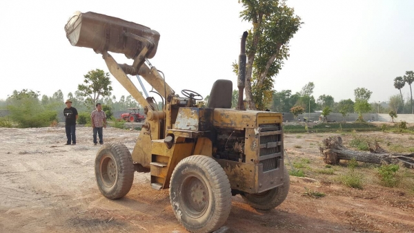 ขาย รถตัก KOMATSU 505 เอวอ่อน รถใช้งานอยู่เป็นประจำ ราคาคุยกันได้ครับ ขาย รถตัก KOMATSU 505 เอวอ่อน รถใช้งานอยู่เป็นประจำ ราคาคุยกันได้ครับ