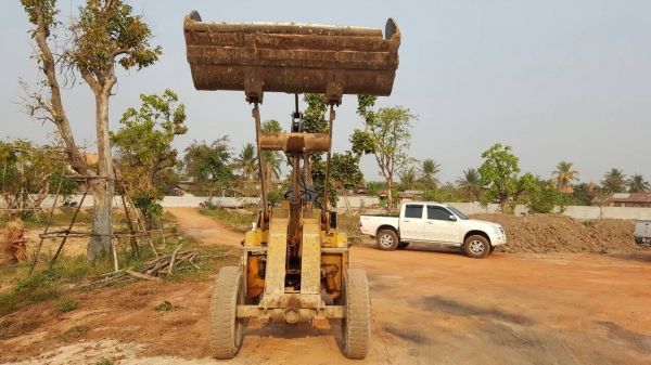 ขาย รถตัก KOMATSU 505 เอวอ่อน รถใช้งานอยู่เป็นประจำ ราคาคุยกันได้ครับ ขาย รถตัก KOMATSU 505 เอวอ่อน รถใช้งานอยู่เป็นประจำ ราคาคุยกันได้ครับ