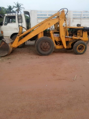 ขาย รถตัก SD20 สภาพพร้อมใช้งานครับ ราคาคุยกันได้ ขาย รถตัก SD20 สภาพพร้อมใช้งานครับ ราคาคุยกันได้