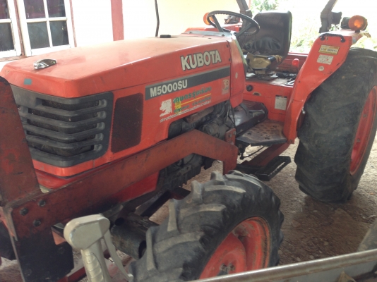 ขายรถไถ KUBOTA M5000 เครื่องดี สภาพสวยเดิมๆ ( ราคา 315,000 บาท ) (มีภาพวีดีโอ) พร้อมอุปกรณ์ 2 รายการ