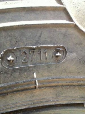 ล้อแม็กพร้อมยาง A คู่ 34 11.5 15 ปี2711 ดอกเต็มๆ ล้อแม็กพร้อมยาง A คู่ 34 11.5 15 ปี2711 ดอกเต็มๆ