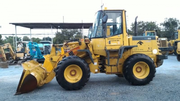 Komatsu wa100-3 เก่าญี่ปุ่น โทร.090-986-2521 อ๊อบ