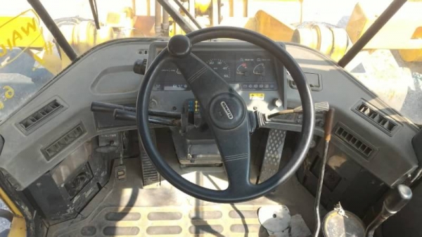 Komatsu wa100-3 เก่าญี่ปุ่น โทร.090-986-2521 อ๊อบ