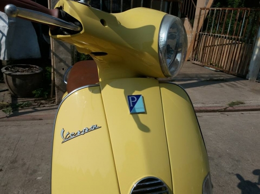 ขาย new vespa Lx 150 สีเหลือง ทะเบียนสวยๆ ภาษี พรบ.ไม่ขาดต่อ รถปี 2010 เอกสารครบ พร้อมขี่กลับเลยครับ มีลอยถลอกนิดหน่อยครับ ราคา 49900 บาท ครับ สนใจติดต่อ 0826336557 โป้งครับ รับเทรินทุกรุ่นครับ
