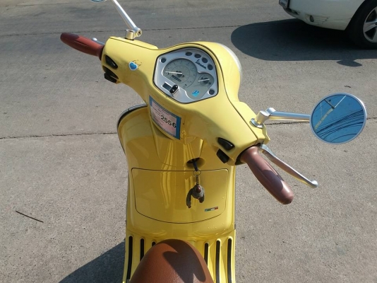 ขาย new vespa Lx 150 สีเหลือง ทะเบียนสวยๆ ภาษี พรบ.ไม่ขาดต่อ รถปี 2010 เอกสารครบ พร้อมขี่กลับเลยครับ มีลอยถลอกนิดหน่อยครับ ราคา 49900 บาท ครับ สนใจติดต่อ 0826336557 โป้งครับ รับเทรินทุกรุ่นครับ ขาย new vespa Lx 150 สีเหลือง ทะเบียนสวยๆ ภาษี พรบ.ไม่ขาดต่อ รถปี 2010 เอกสารครบ พร้อมขี่กลับเลยครับ มีลอยถลอกนิดหน่อยครับ ราคา 49900 บาท ครับ สนใจติดต่อ 0826336557 โป้งครับ รับเทรินทุกรุ่นครับ