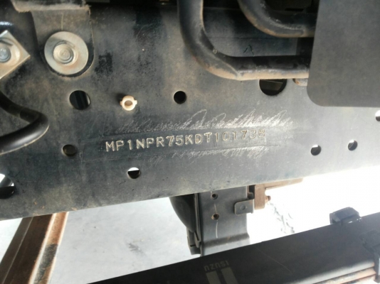 หกล้อ isuzu 150 แรง รถวิ่งน้อย หกล้อ isuzu 150 แรง รถวิ่งน้อย