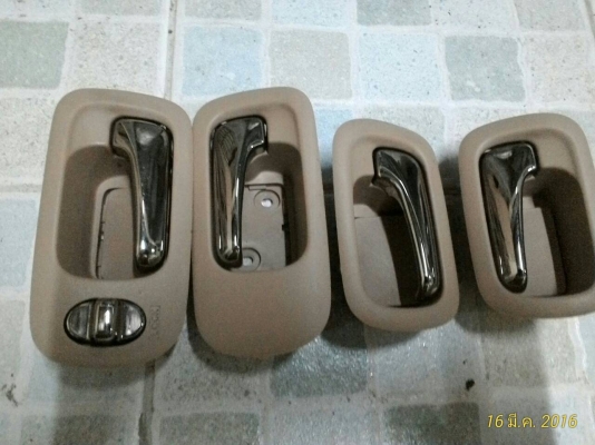 ขายอะไหล่ประตู crv g2