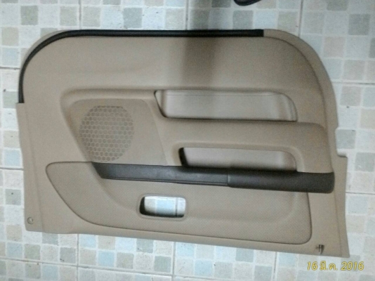 ขายอะไหล่ประตู crv g2