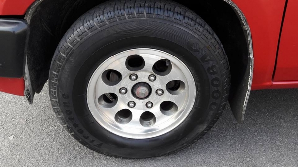 ขายนิสสันแวนพร้อมใช้งานออฟชั่นครบพวงมาลัยเพาเวอร์เครื่อง2Jvvtiเกียร์ออโต้