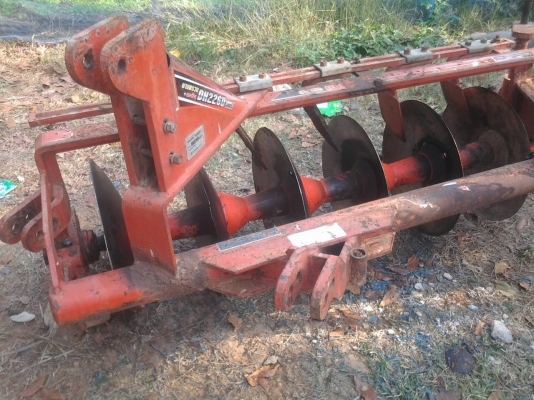 ขายตามสภาพพาน6ใบ20นิ้วติดมากับรถไถคูโบต้า ขายตามสภาพพาน6ใบ20นิ้วติดมากับรถไถคูโบต้า