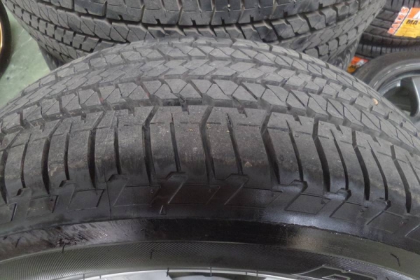 ล้อเดิม All New 1.9 ออกจากศูนย์วิ่งไม่ถึง20โล ขอบ18นิ้ว ยางบิสโตน 255/60R18 ปี15 ยกชุด25500บาท คุ้มสุดๆ 081-7570077 ล้อเดิม All New 1.9 ออกจากศูนย์วิ่งไม่ถึง20โล ขอบ18นิ้ว ยางบิสโตน 255/60R18 ปี15 ยกชุด25500บาท คุ้มสุดๆ 081-7570077