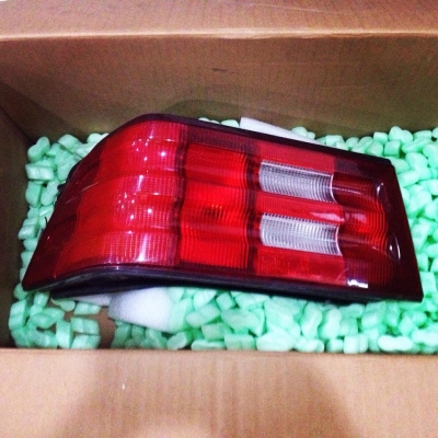 ไฟท้ายหลายรุ่นลองเข้าไปดูครับ ตจวส่งได้ สภาพสวยทุกดวง