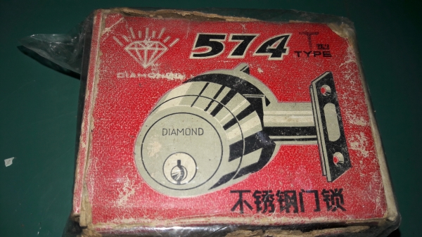 ขายลูกบิดDAIMOND งานใหม่เก่าเก็บเป็นสแตนเลสตราเพชร