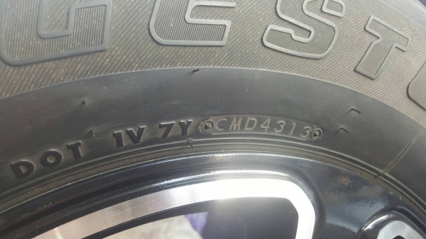 แม็กพร้อมยาง ขอบ17 แม็กพร้อมยาง ขอบ17