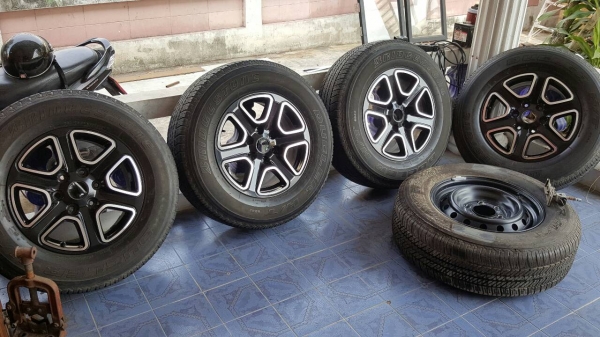 แม็กพร้อมยาง ขอบ17 แม็กพร้อมยาง ขอบ17