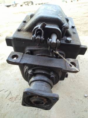 ขาย สโลกลาง อินเตอร์ 4สปีด   เก่านอก ไม่ได้ใช้งาน เดิมๆ