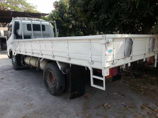 HINO dutro cng สภาพสวย ที่สระบุรี HINO dutro cng สภาพสวย ที่สระบุรี