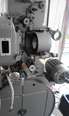 ขายหัวฉาย วิคตอเรีย 8 ( หัวพร้อมขาไม่มีเตา)